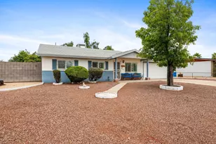 2236 W Morningside Dr, Phoenix, AZ 85023 - Photo 2