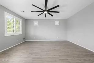 18040 W Louise Dr, Surprise, AZ 85387 - Photo 8