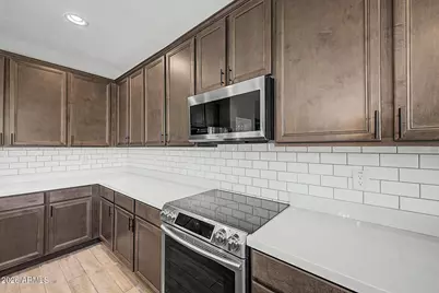 18040 W Louise Drive, Surprise, AZ 85387 - Photo 14