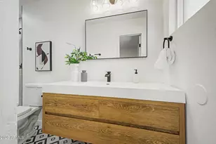 2402 W Osborn Rd, Phoenix, AZ 85015 - Photo 24