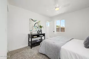 2402 W Osborn Rd, Phoenix, AZ 85015 - Photo 22