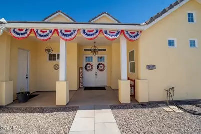 18107 E Indiana Avenue, Queen Creek, AZ 85142 - Photo 4