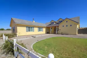 18107 E Indiana Ave, Queen Creek, AZ 85142 - Photo 2