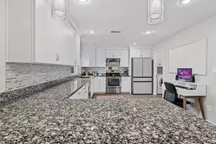 2612 W Osage Cir, Mesa, AZ 85202 - Photo 10