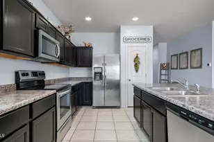 11369 E Aster Ln, Florence, AZ 85132 - Photo 8