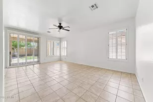 12625 W Hollyhock Dr, Avondale, AZ 85392 - Photo 4