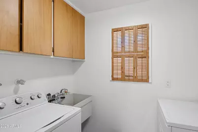 817 W Romo Jones Street, Tempe, AZ 85281 - Photo 10