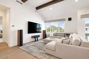 4416 N 37th Wy, Phoenix, AZ 85018 - Photo 8
