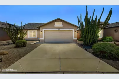 10263 W Mohawk Lane, Peoria, AZ 85382 - Photo 4