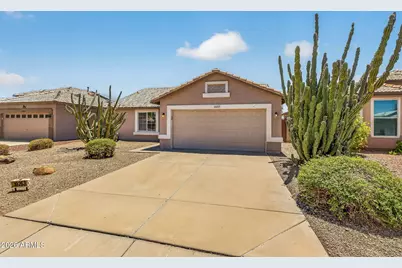 10263 W Mohawk Lane, Peoria, AZ 85382 - Photo 6