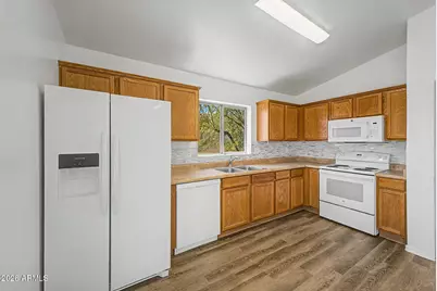 24151 N High Dunes Drive, Florence, AZ 85132 - Photo 10