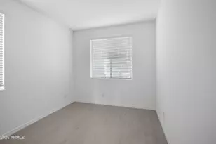 13415 W Eagle Feather Rd, Peoria, AZ 85383 - Photo 12