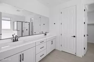 13415 W Eagle Feather Rd, Peoria, AZ 85383 - Photo 18