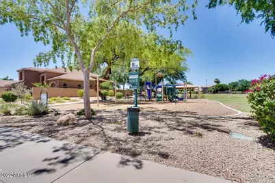 312 E Mesquite Street, Gilbert, AZ 85296 - Photo 32