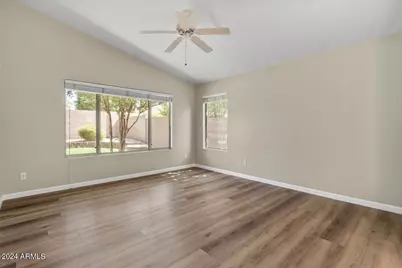 312 E Mesquite Street, Gilbert, AZ 85296 - Photo 14