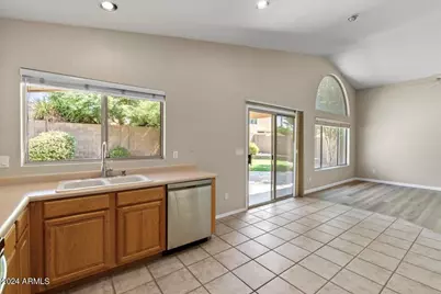 312 E Mesquite Street, Gilbert, AZ 85296 - Photo 12
