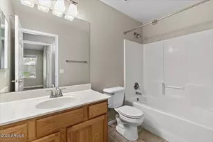 312 E Mesquite St, Gilbert, AZ 85296 - Photo 20