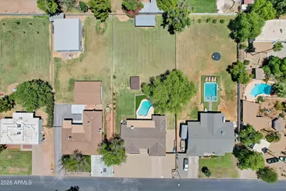 434 E Barbarita Avenue, Gilbert, AZ 85234 - Photo 2