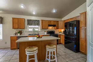 23041 S 212th Pl, Queen Creek, AZ 85142 - Photo 12