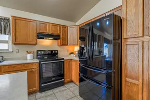 23041 S 212th Pl, Queen Creek, AZ 85142 - Photo 14