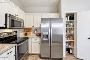 3611 W Charlotte Dr, Glendale, AZ 85310 - Photo 10