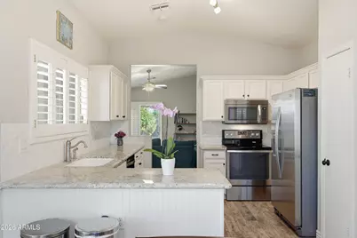 3611 W Charlotte Drive, Glendale, AZ 85310 - Photo 14