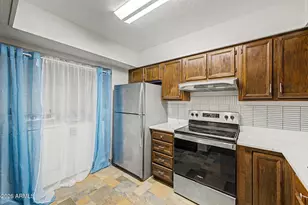 910 N Center St, Mesa, AZ 85201 - Photo 8