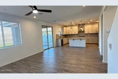 13426 W Eagle Feather Road, Peoria, AZ 85383 - Photo 4