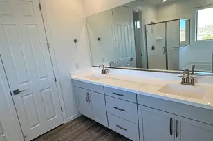 13426 W Eagle Feather Rd, Peoria, AZ 85383 - Photo 6