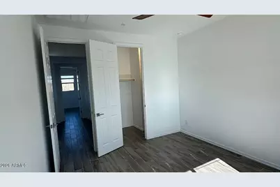 13426 W Eagle Feather Road, Peoria, AZ 85383 - Photo 10