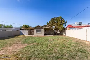 539 W 1st St, Mesa, AZ 85201 - Photo 16