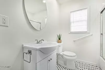 539 W 1st Street, Mesa, AZ 85201 - Photo 4