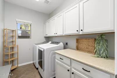 3965 E Melinda Drive, Phoenix, AZ 85050 - Photo 18