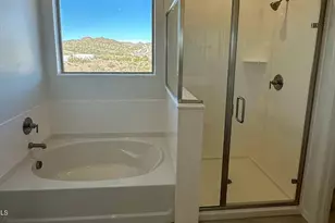 13412 W Eagle Feather Rd, Peoria, AZ 85383 - Photo 6