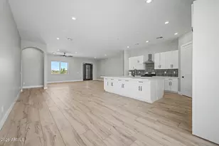 19473 W Osborn Rd, Litchfield Park, AZ 85340 - Photo 16