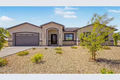 19473 W Osborn Road, Litchfield Park, AZ 85340 - Photo 2
