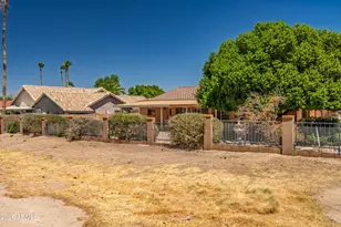 6233 E Camelot Dr, Mesa, AZ 85215 - Photo 32