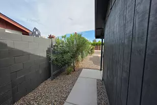 3735 E Claire Dr, Phoenix, AZ 85032 - Photo 24