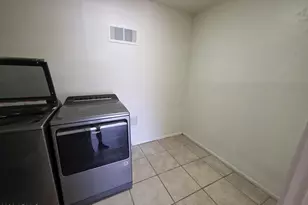 3735 E Claire Dr, Phoenix, AZ 85032 - Photo 16