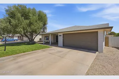 4234 E Winnetka Drive, Phoenix, AZ 85044 - Photo 2