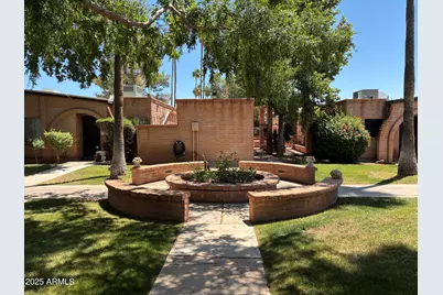 3066 N 32nd Street #375, Phoenix, AZ 85018 - Photo 4