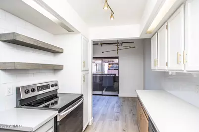 3102 E Clarendon Avenue #207, Phoenix, AZ 85016 - Photo 10