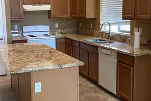 3898 S Stallion Dr, Gilbert, AZ 85297 - Photo 10
