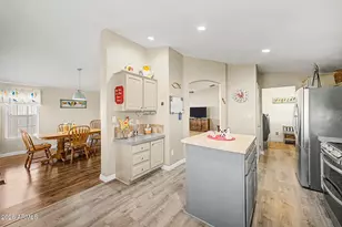 2248 N Floyd Dr, Mesa, AZ 85215 - Photo 18