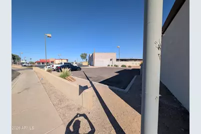 9108 N Cave Creek Road, Phoenix, AZ 85020 - Photo 36
