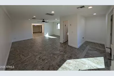 9108 N Cave Creek Road, Phoenix, AZ 85020 - Photo 32