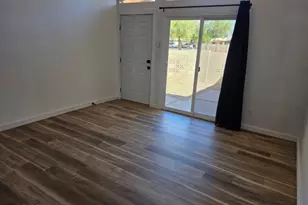 525 N May St, Mesa, AZ 85201 - Photo 4
