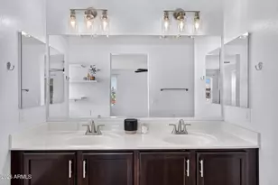 954 S Deerfield Ln, Gilbert, AZ 85296 - Photo 24