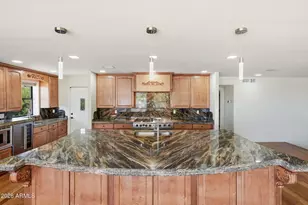 2221 E Vista Ave, Phoenix, AZ 85020 - Photo 8