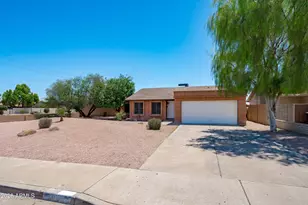 2809 S Pennington, Mesa, AZ 85202 - Photo 2
